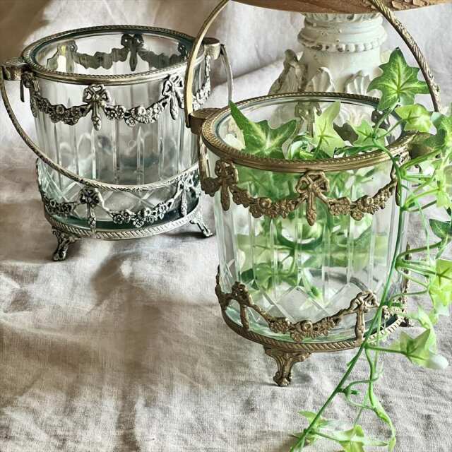 全2色】 真鍮製 アンティーク調 リボンモチーフ ガラスバスケット 花瓶