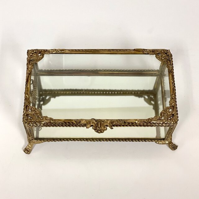 全2色】 真鍮製 アンティーク調 脚付き ジュエリーボックス（小物入れ