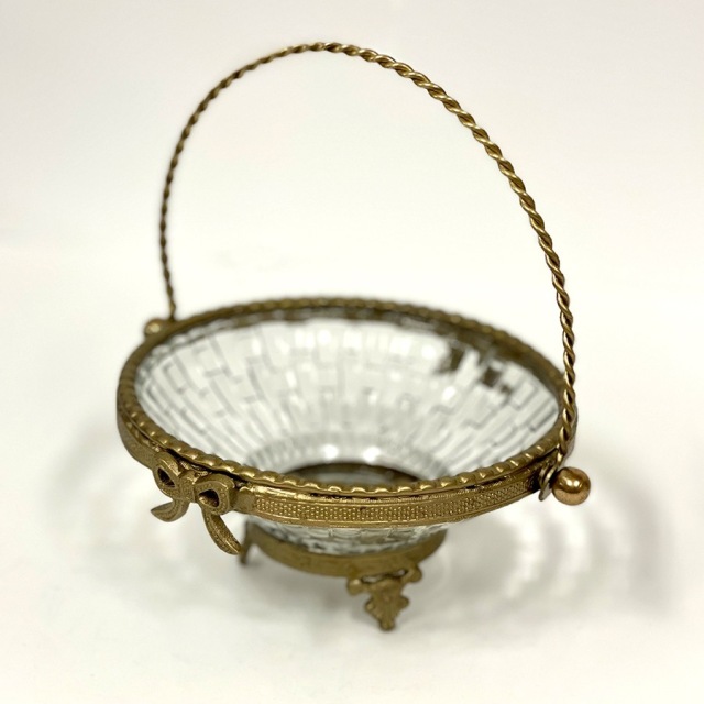 真鍮製 アンティーク調 リボンモチーフバスケット（取手付き） ボウル トレイ-16