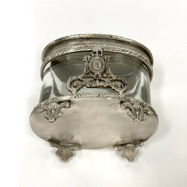 全2色】 真鍮製 アンティーク調 蓋付き小物入れ（オーバル）｜Y