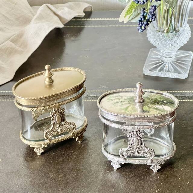 真鍮製 アンティーク調 蓋付き小物入れ（オーバル）-11