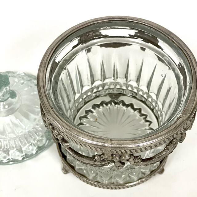 全2色】 真鍮製 アンティーク調 蓋つき小物入れ（ラウンドコンテナ