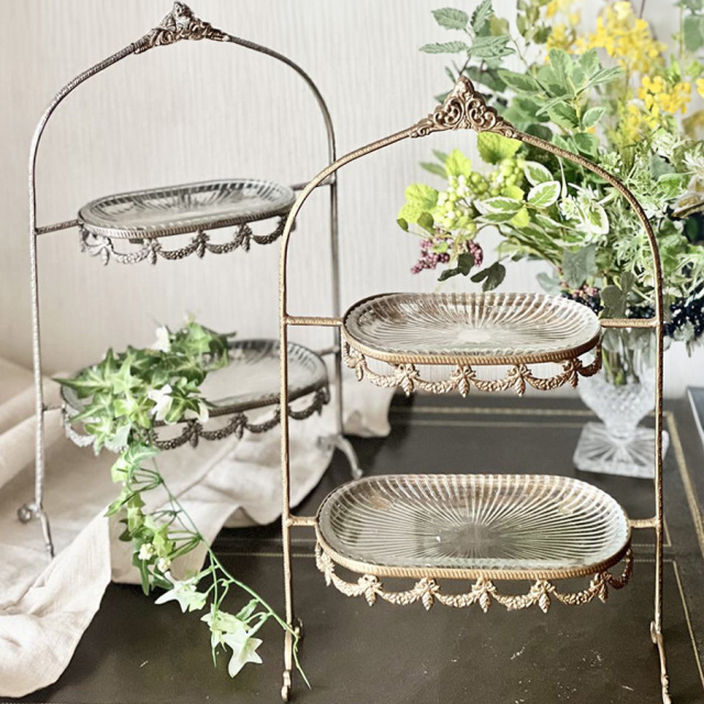 真鍮製,アンティーク調,2段ディスプレイスタンド,ガラスプレート,小物収納,トレイ,店舗什器,アクセサリートレイ,おしゃれ-1