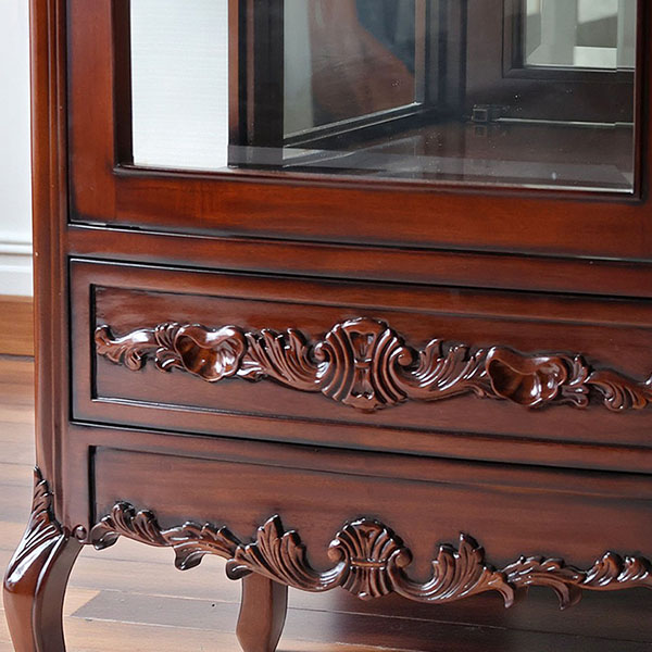 マリナカッシーリ ガラスキャビネット 飾り棚 クラシックデザイン ダークブラウン 幅68cm 高さ160cm コレクション収納 輸入家具-17