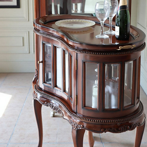 マリナカッシーリ クラシック家具 ガラス扉キャビネット 曲線フォルム ダークブラウン 幅84cm 高さ80cm 上質なディスプレイ収納-16