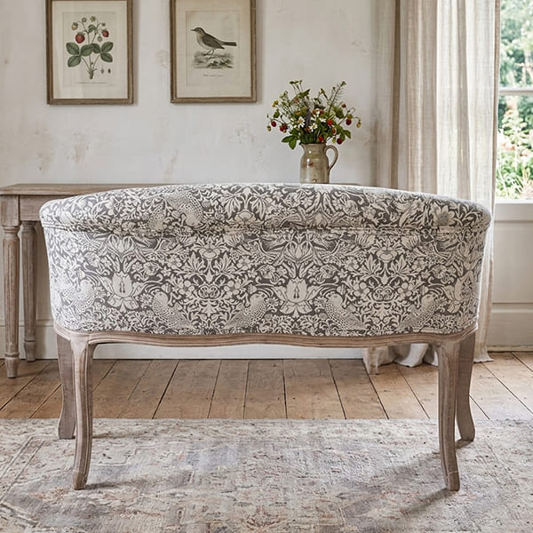 二人掛けソファチ 2Pソファ （イチゴ泥棒） 小ぶり おしゃれ 完成品 フレンチ シャビーシック 肘付き 猫脚 ラブソファ-5