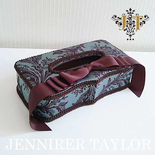 【まとめ買い割引対象品】 ジェニファーテイラー Jennifer Taylor ティッシュBOX・Carlisle(リボン)