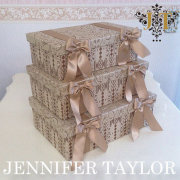 ジェニファーテイラー | Poinsettia 【輸入家具屋さん】