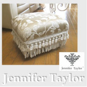 【2025年5月入荷しました！】【まとめ買い割引対象品】 ジェニファーテイラー Jennifer Taylor フットスツール・Heirloom 【送料無料】