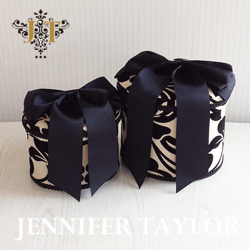 【まとめ買い割引対象品】 ジェニファーテイラー Jennifer Taylor オーバルBOX2P Yorke-Ribbon