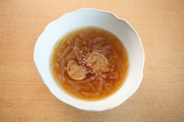 しょうゆ屋の和風オニオンスープ