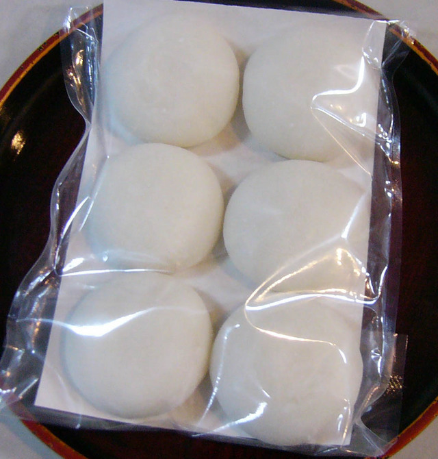 【送料無料】手作り 丸もち 12個入り（60g×12）