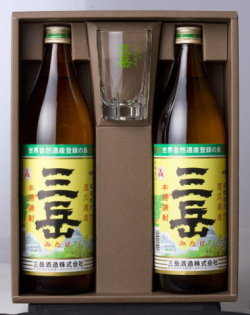 【屋久島産本格焼酎】「三岳」９００ｍＬ（２本組）