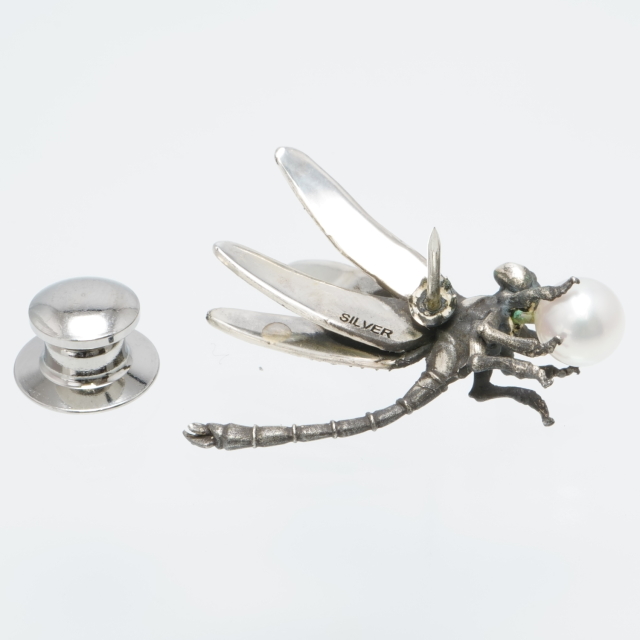 蜻蛉 ピンブローチ【湖水真珠・いぶし銀】