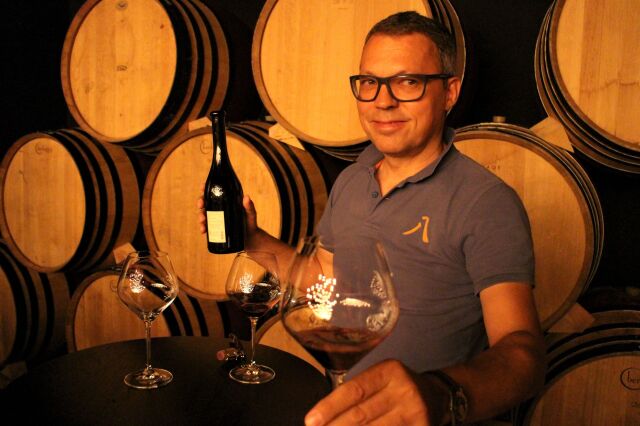 スイス・ヴァレー州シラー100％赤ワイン「Cayas カイヤス」