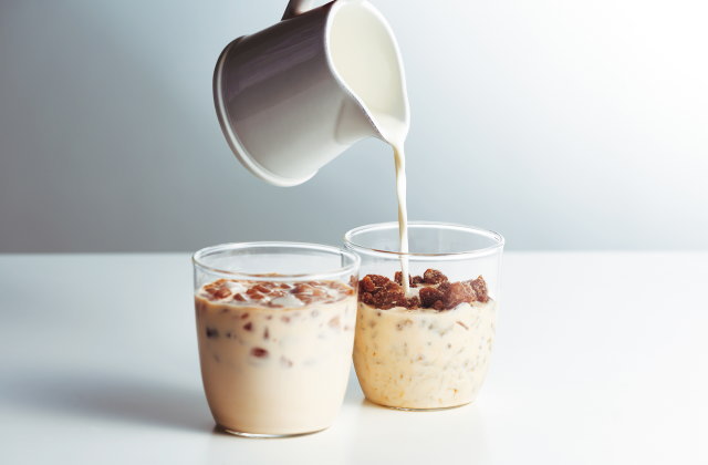 ドトール　氷ｄｅアイスカフェオ・レ＆氷ｄｅアイスロイヤルミルクティー