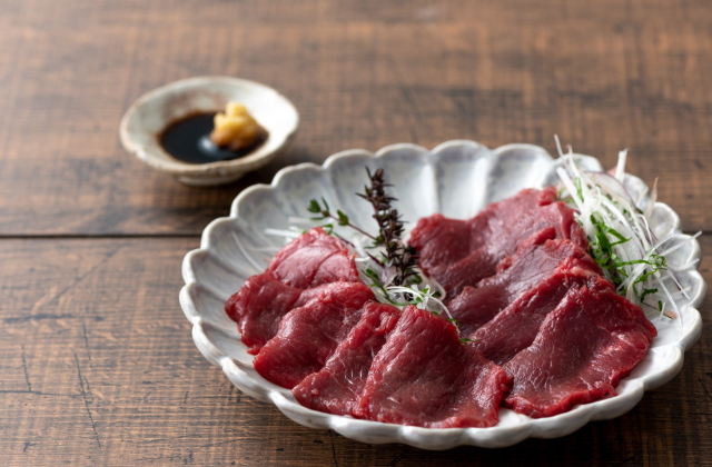 ふじ馬刺し赤身食べくらべセット