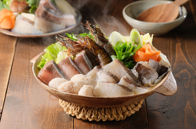 絆屋　大分海鮮寄せ鍋セット_01