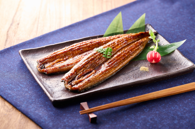 鰻楽　九州産うなぎ蒲焼２尾セット_01