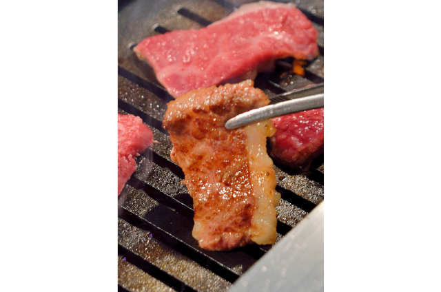 博多和牛すき焼き 焼肉用800ｇ ゆずぽん酢付き_02