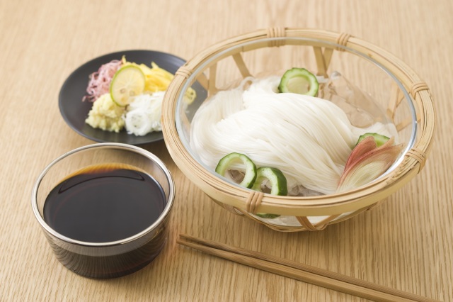 【TY-300】 焼きあご麺つゆ 300ml ペットボトル入り