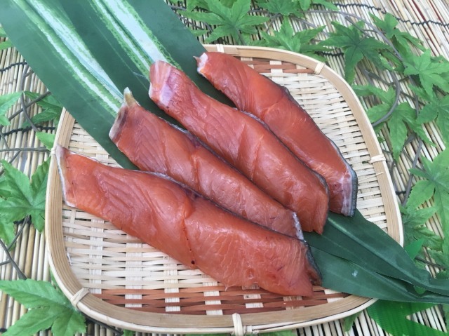秋鮭のひもの