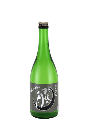 雨後の月　Black　moon