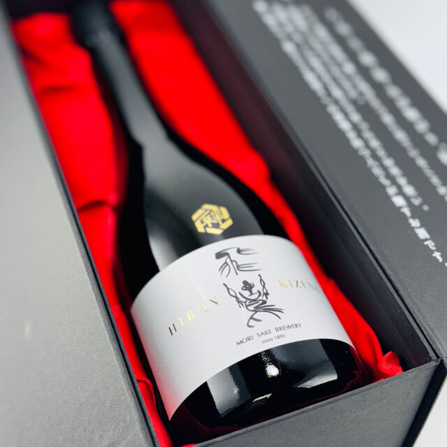 飛鸞（HIRAN-ひらん-）　絆 -KIZUNA-　純米大吟醸　720ml