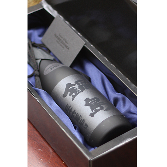 鍋島（なべしま）　Black　Label　720ml