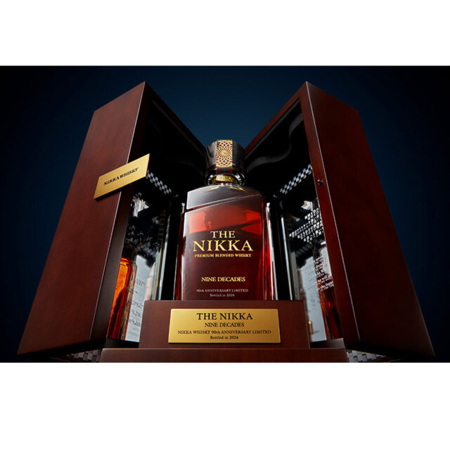 ザ・ニッカ　ナインディケイズ 　700ml