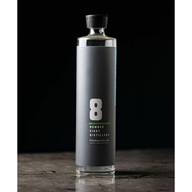 NUMBER EIGHT GIN - Yokohama Dry Gin ナンバーエイトジン 700ml