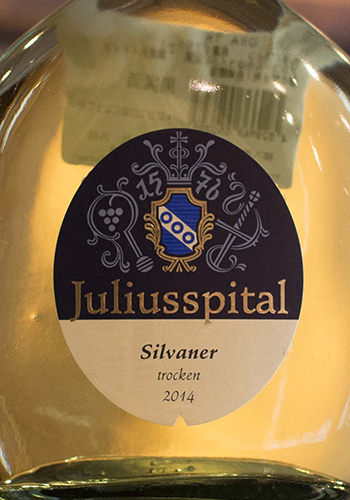 ユリウスシュピタール　シルヴァーナー　トロッケン(Juliusspital Silvaner QbA Trocken)　750ml