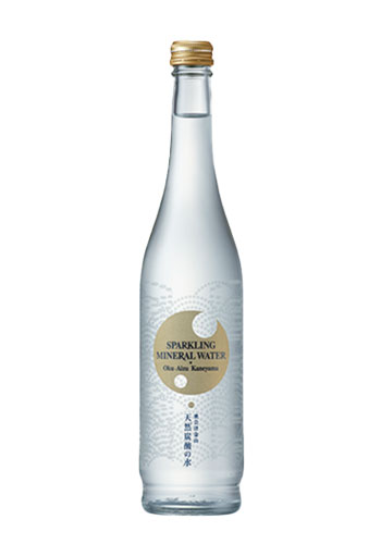 奥会津金山（かねやま）天然炭酸の水　金ラベル（ガス入り）500ml