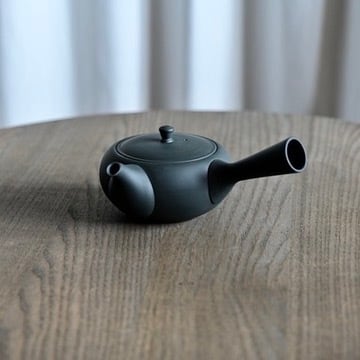 東*堂様 煎茶道具　横手急須 東*堂様 煎茶道具 横手急須 皆川堂・南瓜・横手急須・銅製急須