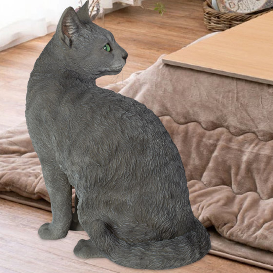 振り向くロシアンブルー neko