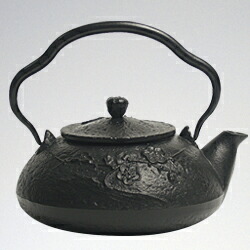 南部鉄瓶　東雲（しののめ黒） 0.5L