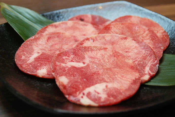 上塩タン【特選仕入れ】 舞鶴焼肉 八島丹山