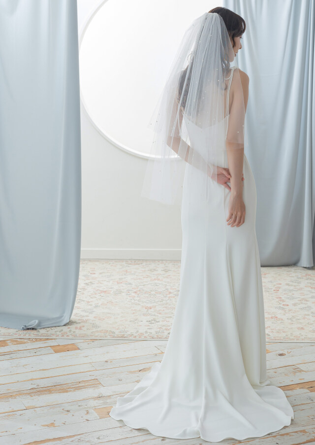 NOA0056_offwhite Tunoah Wedding （チュノアウェディング）
