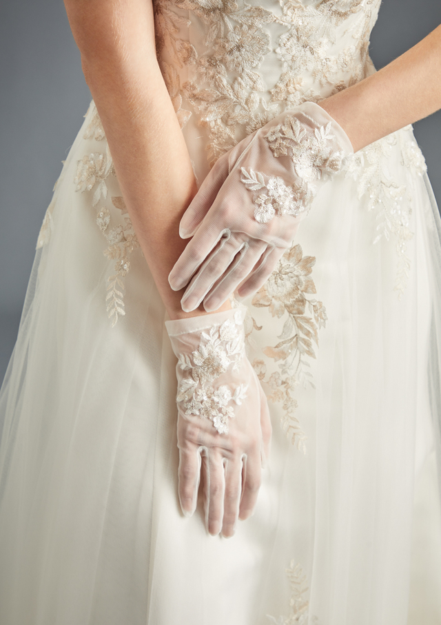 204NOA0022　オフホワイト