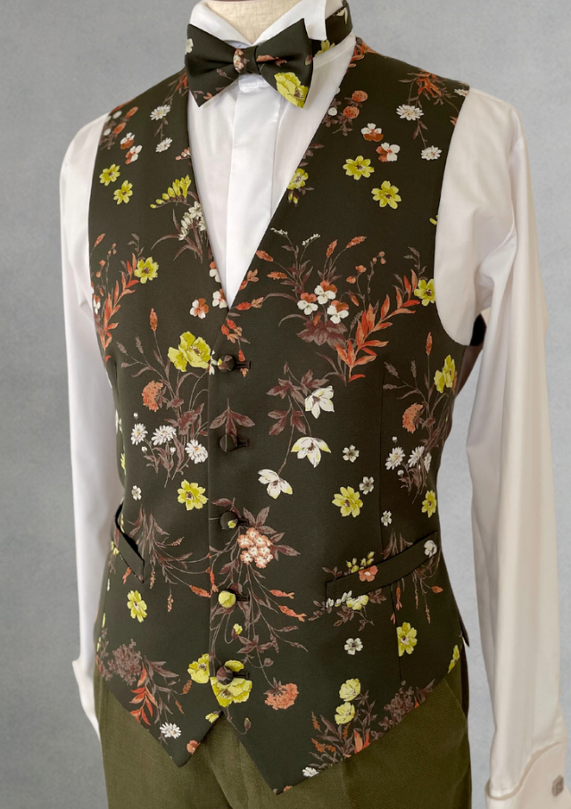 NOA3021_khaki（ベスト＆タイ）