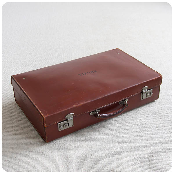 イギリス アンティーク ARTHUR BARBER トランク 革鞄 レザーケース インテリア 雑貨 店舗什器 K-335
