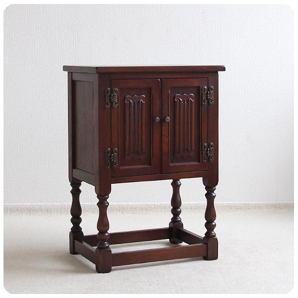 イギリス アンティーク調 スモールキャビネット オーク カップボード インテリア 家具 店舗什器 K-389