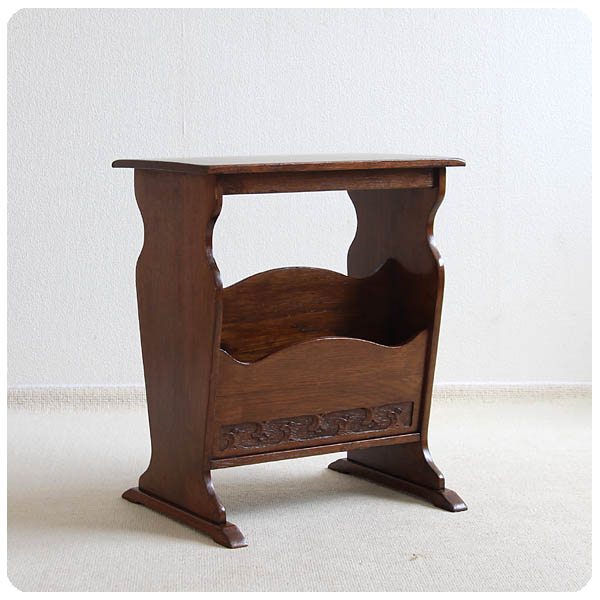 イギリス アンティーク サイドテーブル マガジンラック付き 装飾あり インテリア 家具 店舗什器 K-698