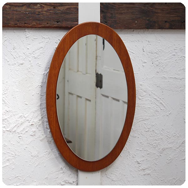 イギリス ヴィンテージ ウォールミラー チーク オーバル型 ミッドセンチュリー 壁掛け鏡 インテリア「北欧スタイル」K-972