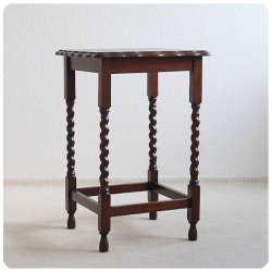 イギリス アンティーク オケージョナルテーブル 家具 飾り台 作業台 店舗什器 「オーク材」K-173