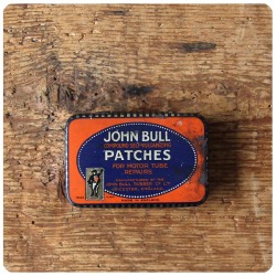 イギリス アンティーク JOHN BULL リペア缶 TIN 修理 パッチ インテリア 雑貨 店舗什器 K-422