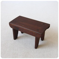 イギリス アンティーク ウッドスツール 古木 踏み台 アトリエ 木味 インテリア 店舗什器 ディスプレイ 家具 K-885