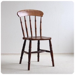 イギリス アンティーク キッチンチェア 古木 椅子 ウィンザーチェア インテリア 店舗什器 ディスプレイ 家具 K-912