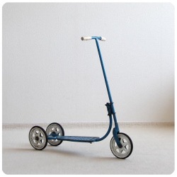 イギリス アンティーク キックボード/三輪車/遊具/店舗什器/インテリア/ディスプレイ【シャビーなキックスクーター】M-293