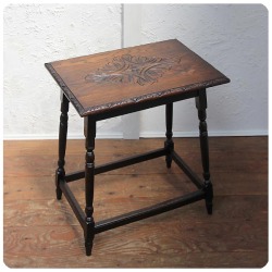 イギリス アンティーク オケージョナルテーブル オーク 彫刻天板 飾り台 店舗什器 家具 P-735